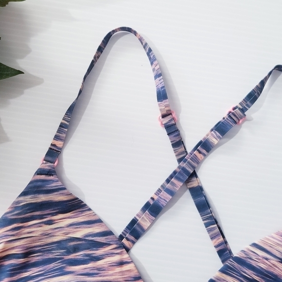 LULUEMON Shanti Surf Triangle Bikini Top hard to find Print Tiger Water 6 - Picture 4 of 6